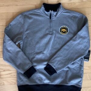 NWT Iowa Colosseum Gray Zip-Up Men's Sweatshirt with Black Accents Sz. L